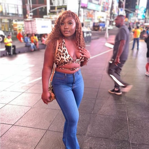 Meet your Posher, Ruth - Picture 3 of 3